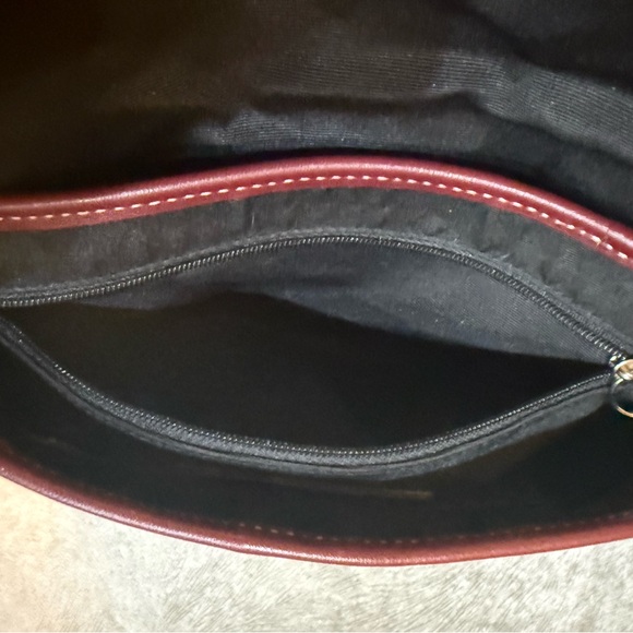 Vintage Coach Burgundy SoHo Buckle Shoulderbag - Picture 10 of 12